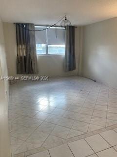 Building Photo - 16450 Miami Dr