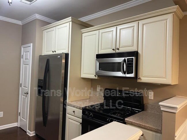 Building Photo - 2673 Winslow Ridge Dr NE