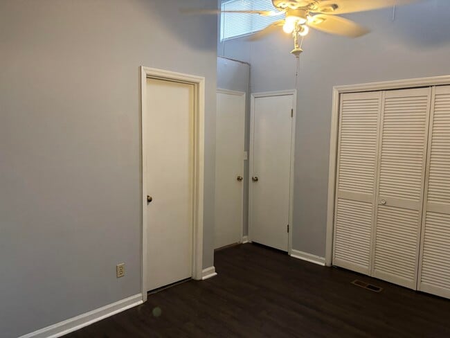 Building Photo - 2331 Sandpiper St