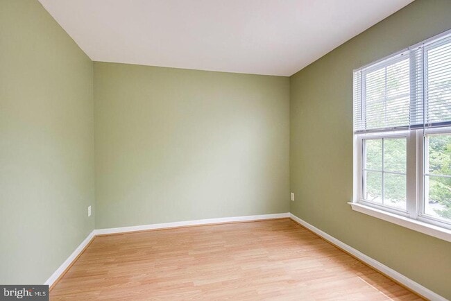 Building Photo - 13600 Rumsey Ct