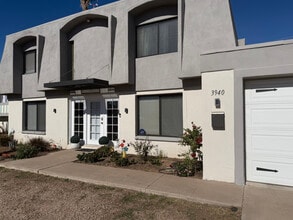 Building Photo - 3940 W Palo Verde Dr