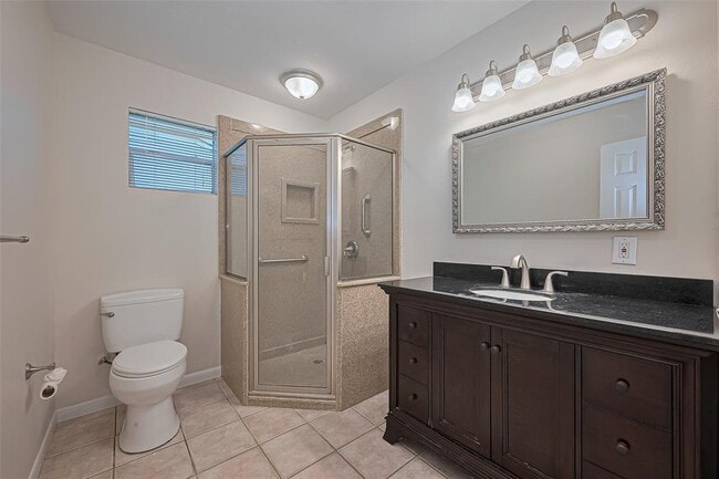 Building Photo - 1372 W Pine Lake Cir