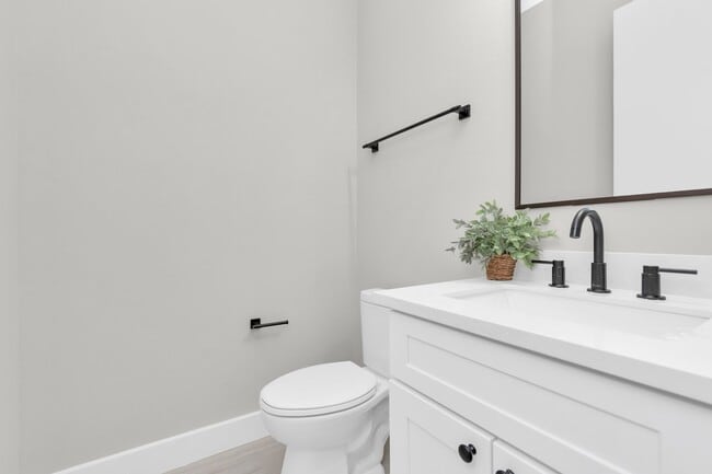 Building Photo - 11 Wellford St