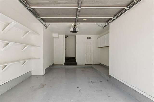 Building Photo - 2201 Wolf St