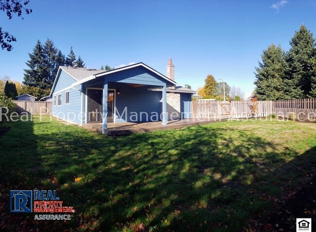 Building Photo - 1400 NE 14th Ave