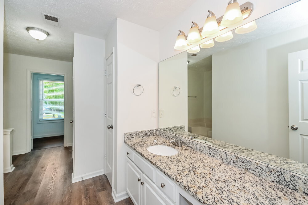 Building Photo - 1001 Maidstone Ct