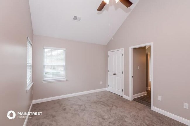 Building Photo - 3106 TWIN FALLS LN, Matthews, NC 28105