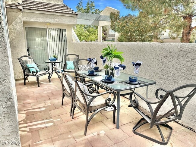 Building Photo - 2700 Lodestone Dr