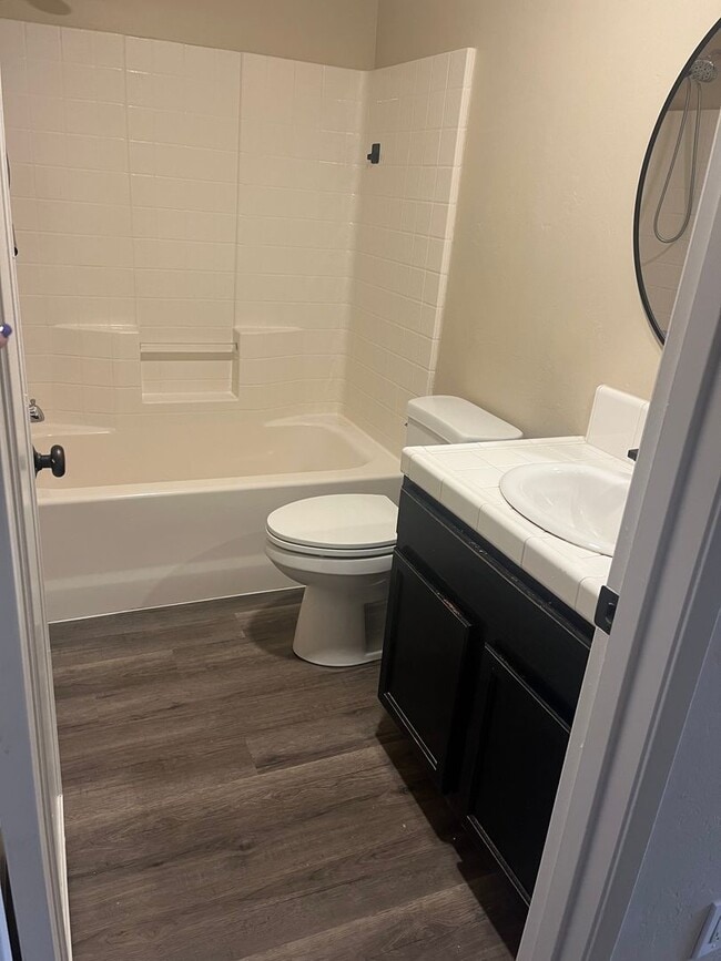 Building Photo - 10503 Victoria Falls Ave