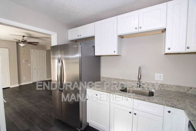 Building Photo - 10203 Storm Dr