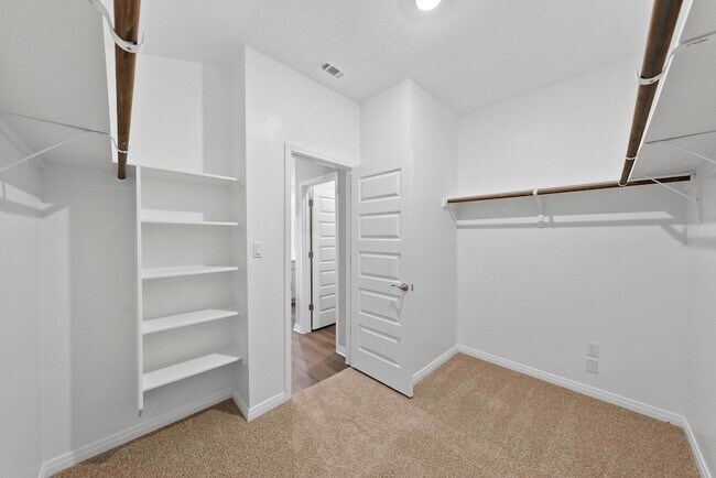 Building Photo - 12300 Purple Prairie Ln