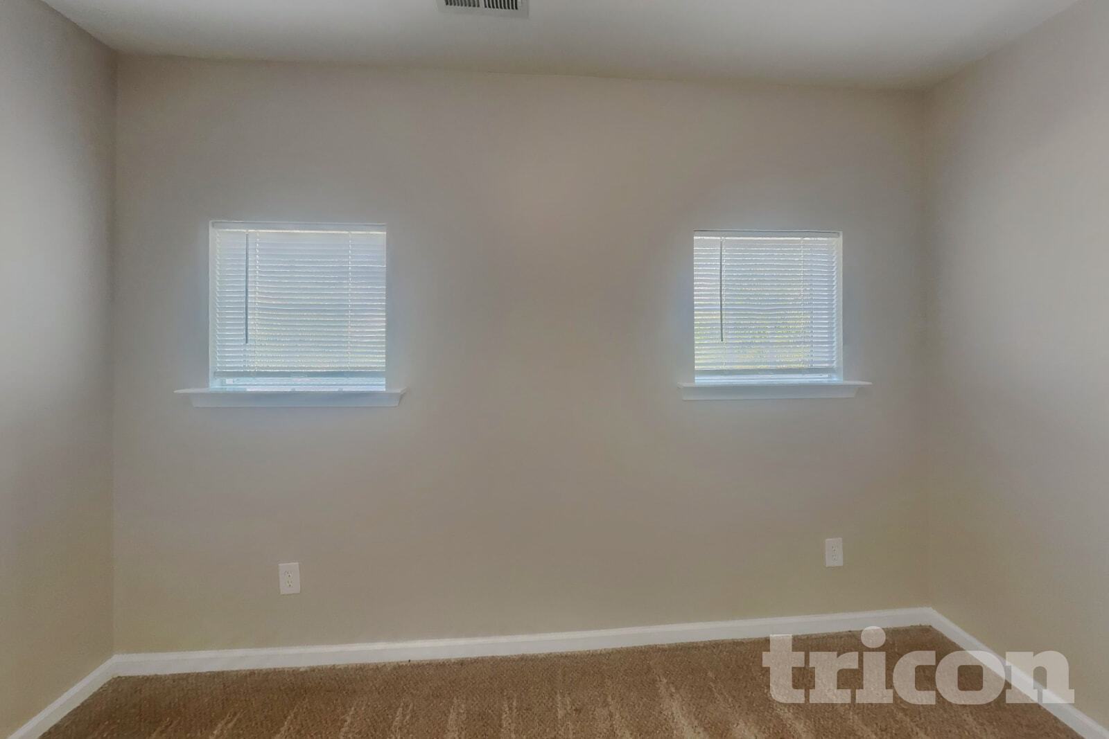Building Photo - 910 Statler Dr