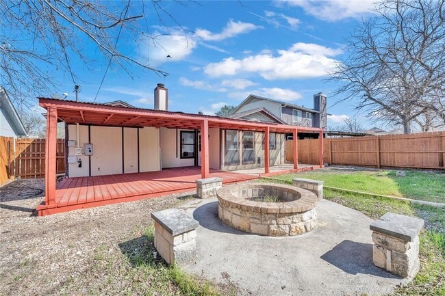 Building Photo - 1800 Tamra Ct
