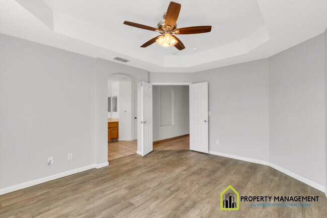 Building Photo - 5-Bedroom Residence Ready for Immediate Move-In