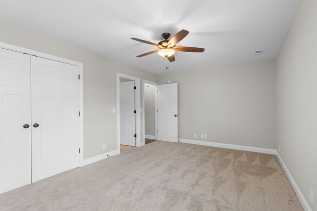Building Photo - 1004 Chagford Dr