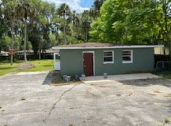 Building Photo - 813 Big Tree Rd