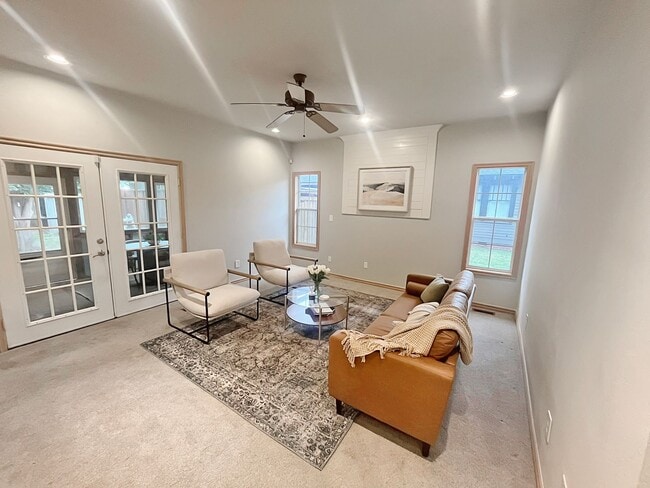 Building Photo - Historic Charm Meets Modern Living!