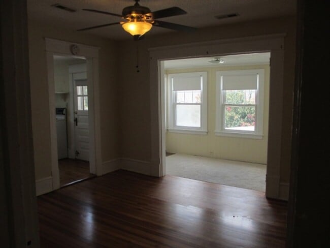 Building Photo - Wonderful 2br 1ba Condo in Five Points! Av...