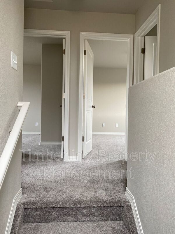 Building Photo - 874 Grissom Dr.