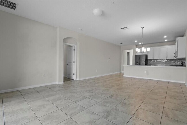 Building Photo - 877 Ocean Course Ave