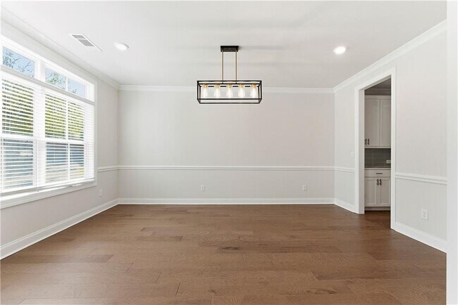 Building Photo - 5004 Bellmoore Park Ln