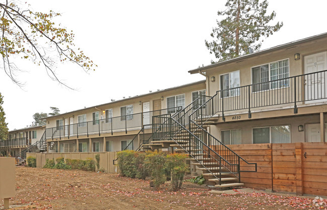Building Photo - Westgate Living