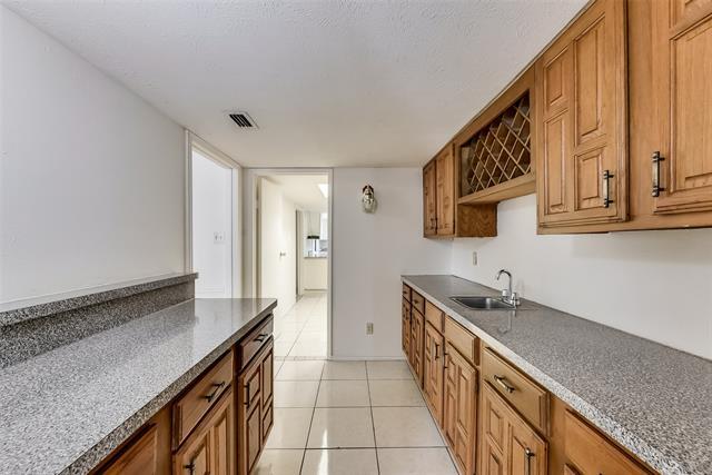 Building Photo - 10547 Black Walnut Dr