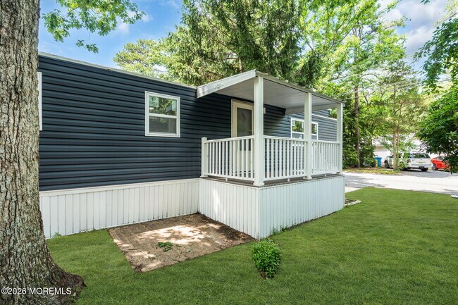Building Photo - 56 Marcia Memorial Cir
