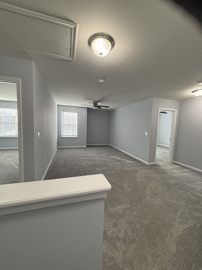 Building Photo - 145 Relict Dr