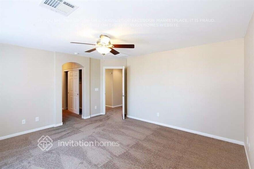 Building Photo - 357 Shimmering Moon St