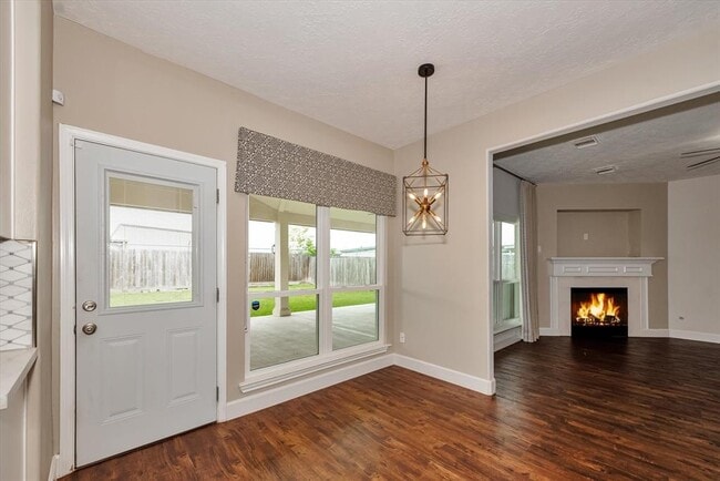 Building Photo - 11634 Peachwood Lake Dr