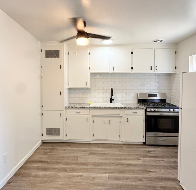 Building Photo - 4431 Finney Rd