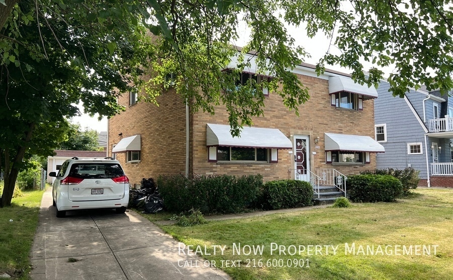 Building Photo - 3322 Milverton Rd