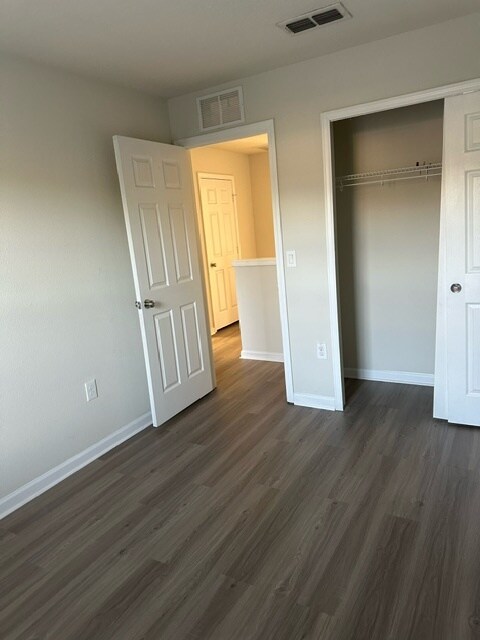 Building Photo - 14020 Corrine Cir