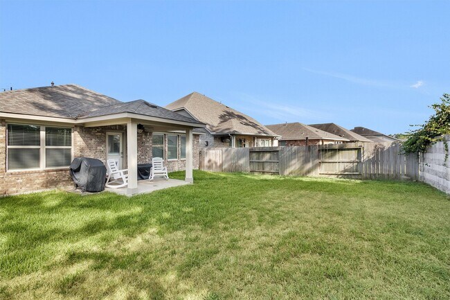Building Photo - 4330 Umber Shadow Dr