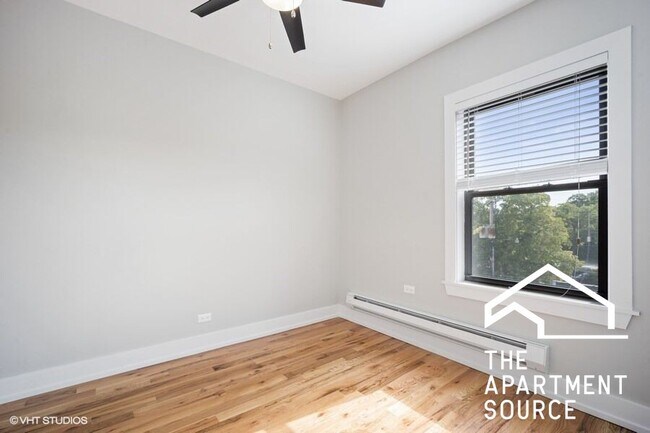 Building Photo - 545 Chestnut St