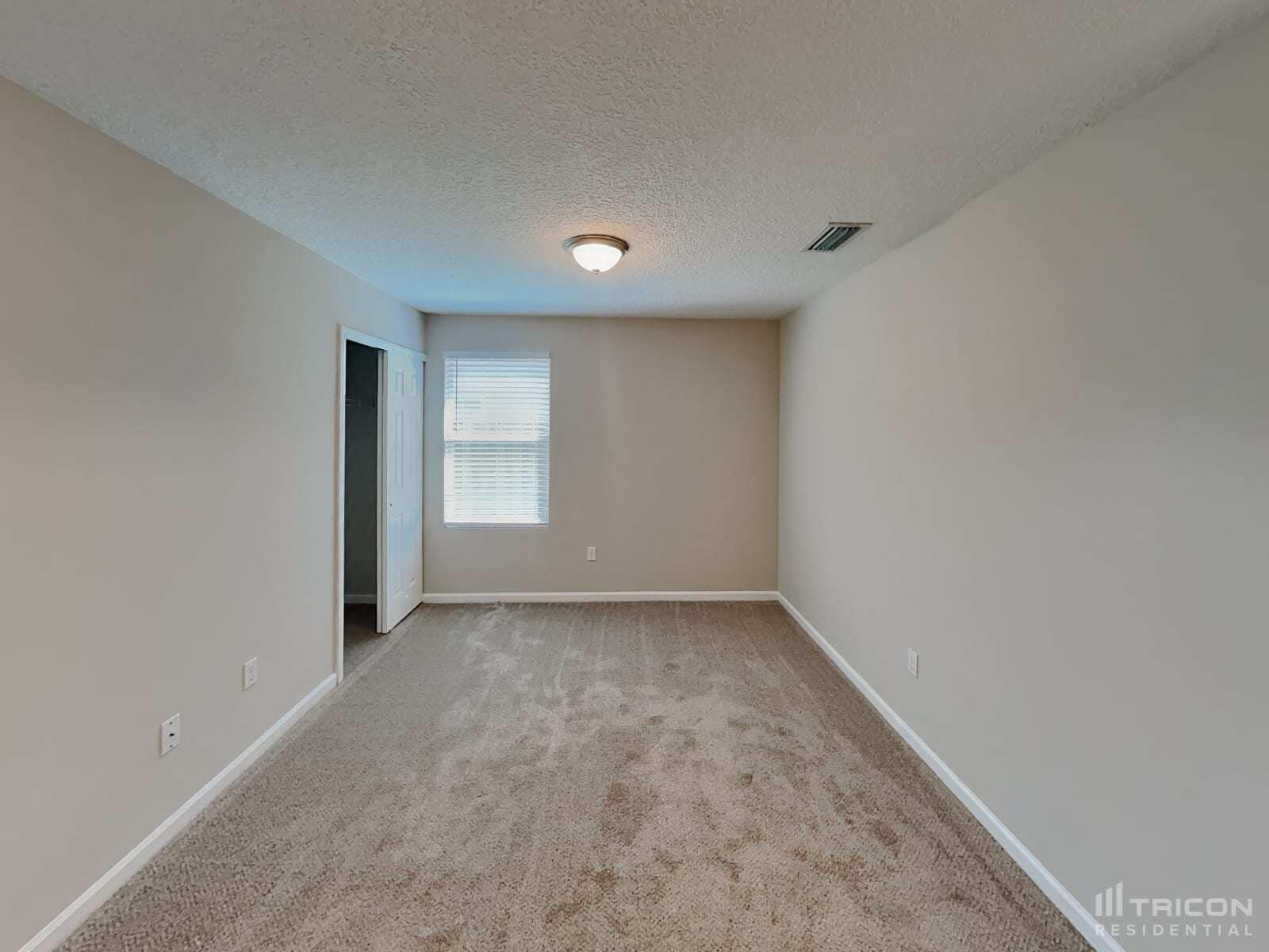 Building Photo - 11083 Campus Heights Ln