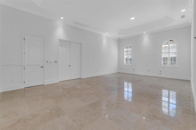 Building Photo - 17910 SW 80th Ave