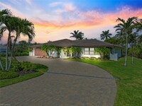 Building Photo - 4222 Crayton Rd