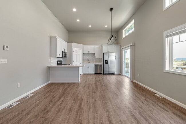 Building Photo - 3609 56th St S