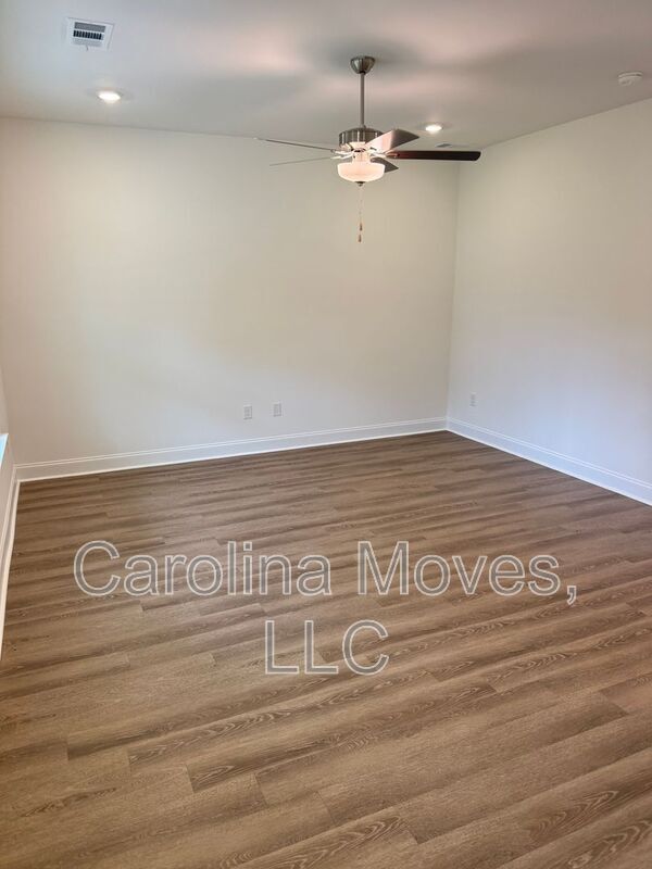 Building Photo - 311 Ponder Rd