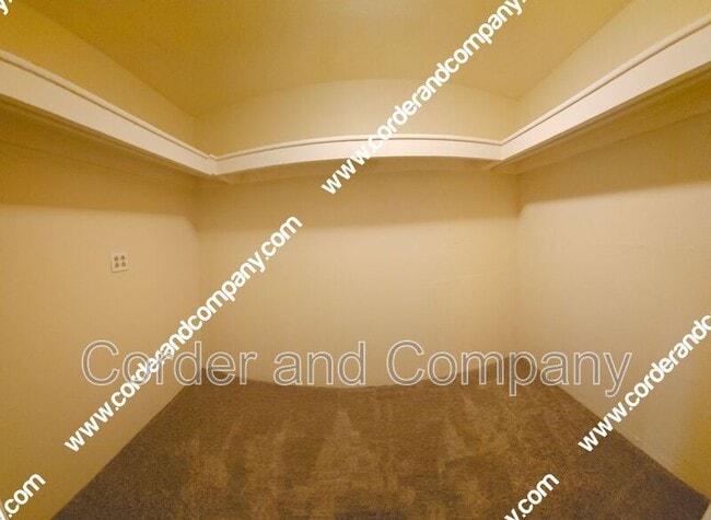 Building Photo - 2461 Consuelo Ln NW