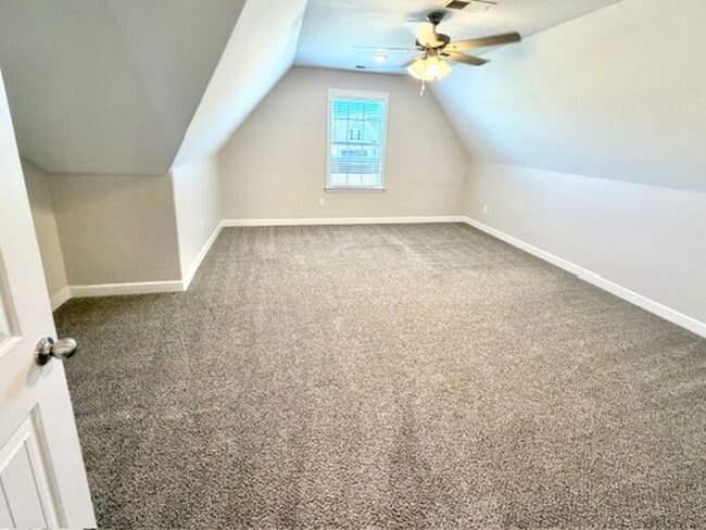 Building Photo - Now Leasing in Millington @ Winstone. 5 Bedroom 3 Bath Available Now!