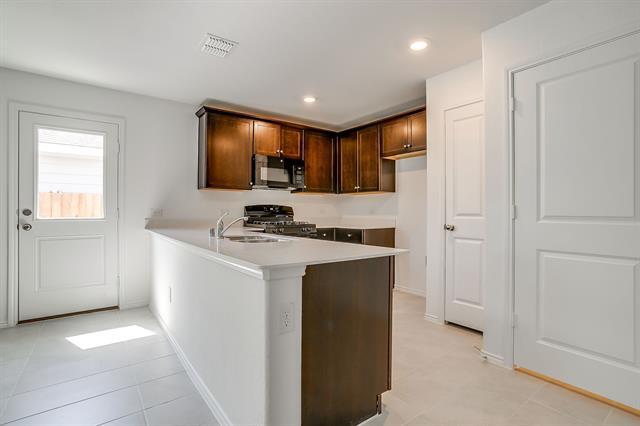 Building Photo - 3608 Kinglet Ct