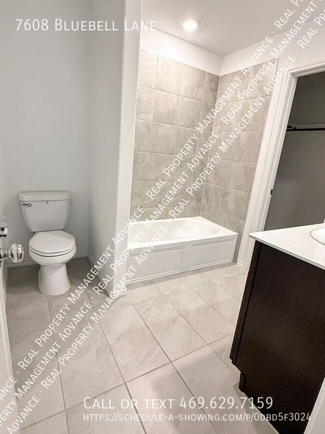 Building Photo - 7608 Bluebell Ln