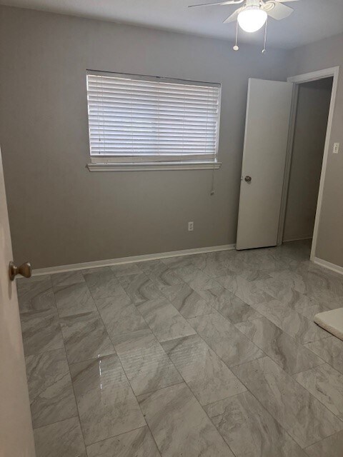 Building Photo - 17063 Clan MacGregor Dr