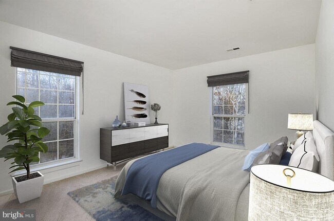 Building Photo - 1100 Fleetwood Ct