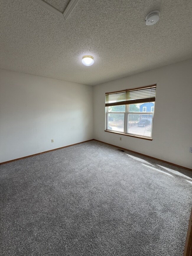 Building Photo - 2123 Fairweather Way