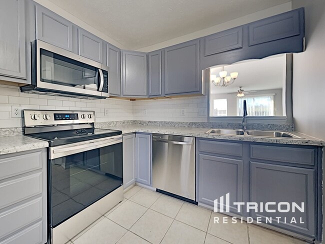 Building Photo - 2744 Lullwater Ln