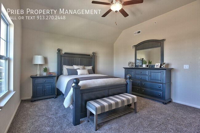 Building Photo - 8782 Findley St